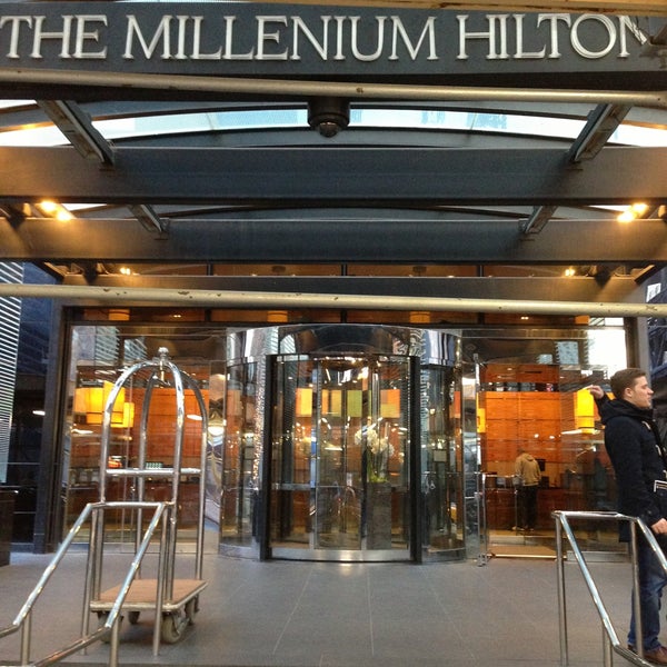 Foto tirada no(a) Millennium Hilton por Osamu 隊. em 4/14/2013