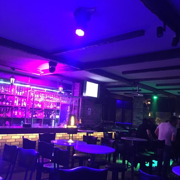 10/29/2017 tarihinde Sinan K.ziyaretçi tarafından Doremi Karaoke Bar'de çekilen fotoğraf