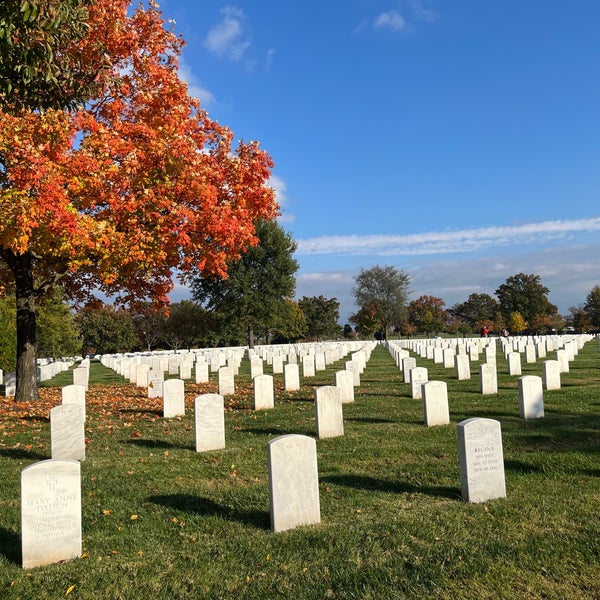 Photo taken at Arlington National Cemetery by Zita P. on 10/26/2022