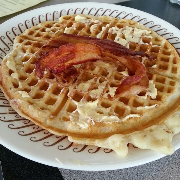Waffle House Breakfast Spot