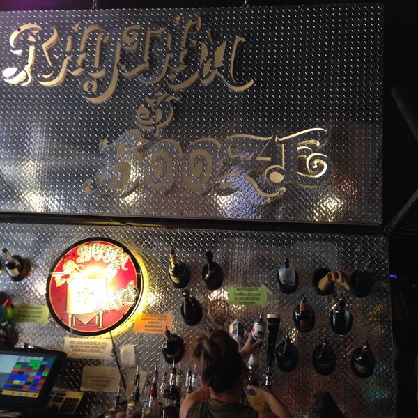 10/11/2013 tarihinde Tony P.ziyaretçi tarafından Rhythm &amp; Booze'de çekilen fotoğraf
