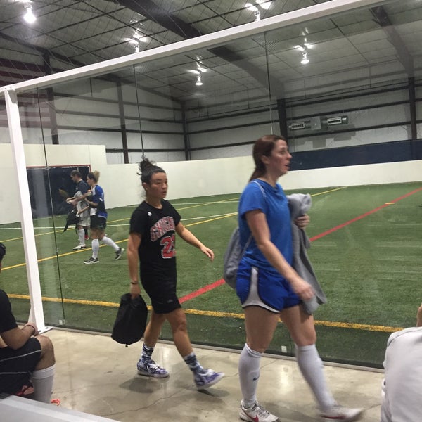 Arena sports 1. Спорт волейбол. Волейболисты. Игроки в волейболе. Волейболистки России.