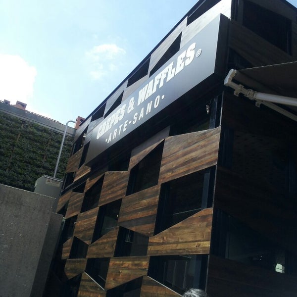 Fotos en Crepes & Waffles Artesano Restaurante en Bogotá