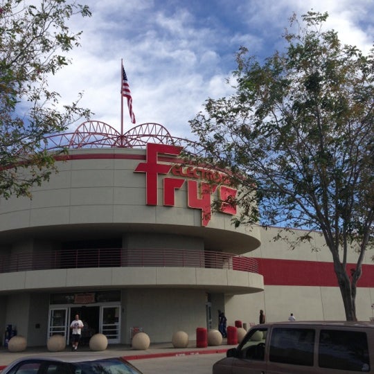 Fry's Electronics (Now Closed) North Sacramento 36 tips from 2591