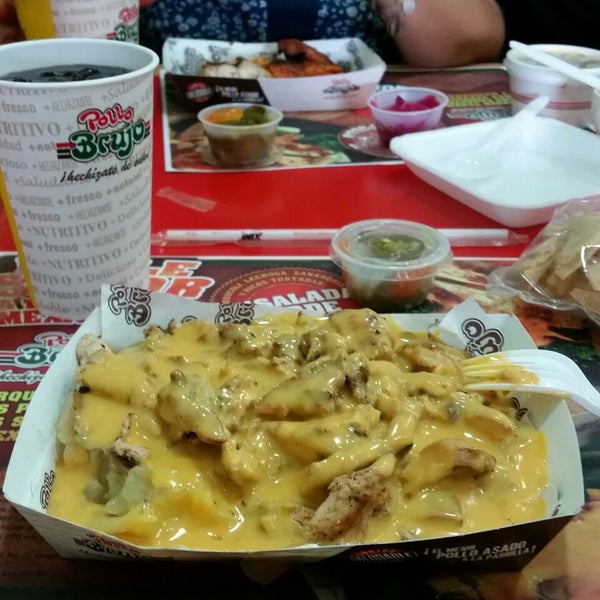 Fotos en Pollo Brujo - Restaurante de comida rápida en Tuxtla Gutiérrez Fotos en Pollo Brujo - Restaurante de comida rápida en Tuxtla Gutiérrez