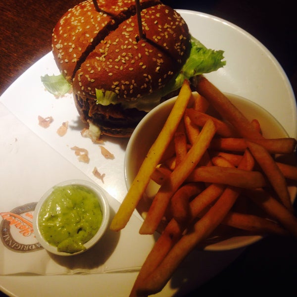 Photo taken at New Yorker Burger by Andrea H. on 2/10/2015