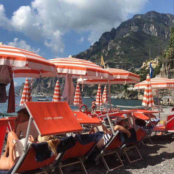 Photo taken at Bagni d&#39;Arienzo Beach Club by Alexandra N. on 9/4/2018