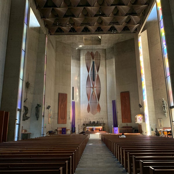 St Basil Catholic Church Wilshire Center Koreatown 637 S Kingsley Dr