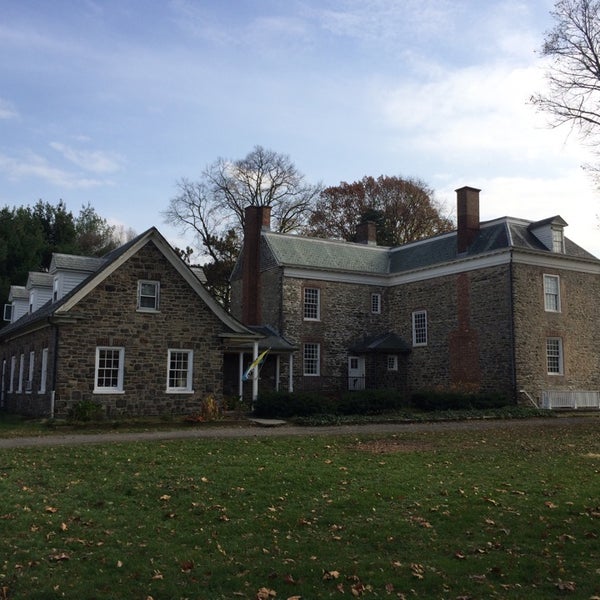รูปภาพถ่ายที่ Van Cortlandt House Museum โดย Ivan C. เมื่อ 11/11/2014