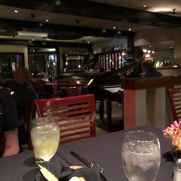 Das Foto wurde bei Spencer&#39;s Restaurant von Anthony A. am 8/14/2018 aufgenommen