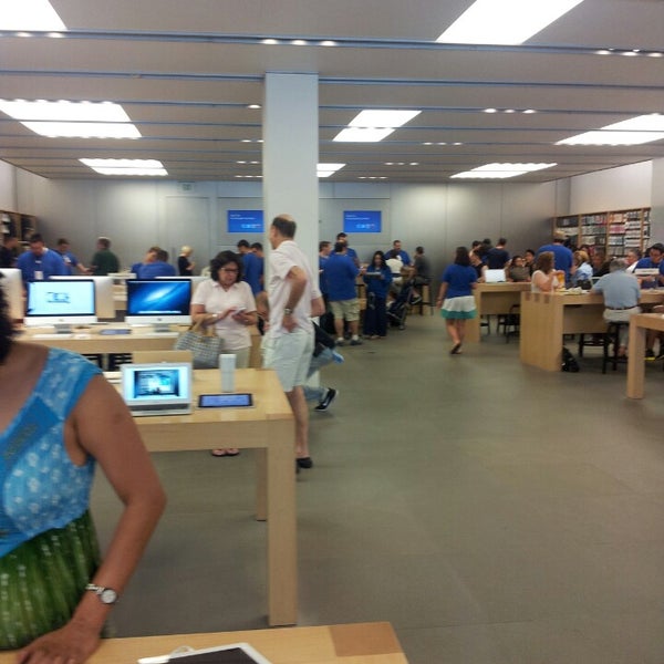 Photos at Apple The Westchester 34 tips