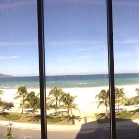 Photo taken at Holiday Beach Hotel Danang Hotel &amp; Resort by Trần L. on 8/25/2014