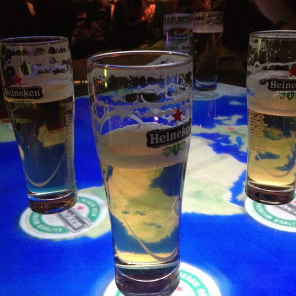 Das Foto wurde bei Heineken Experience von Minhye L. am 5/1/2013 aufgenommen