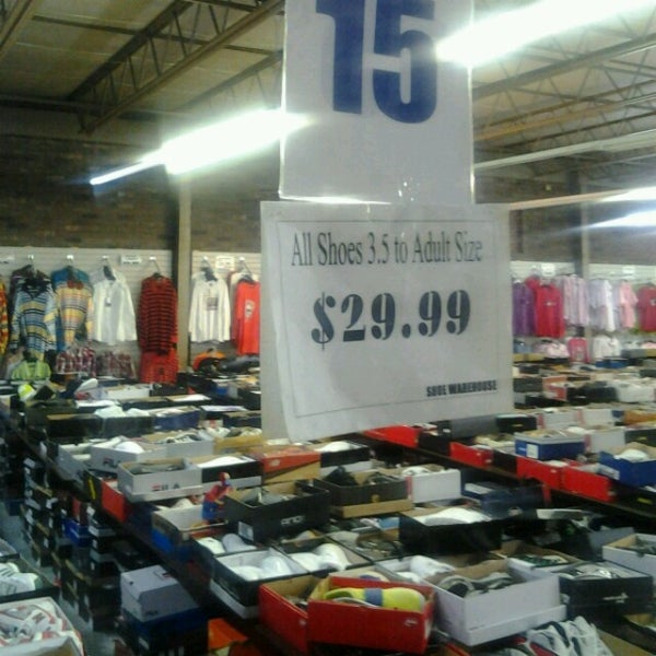 shoe bargain warehouse