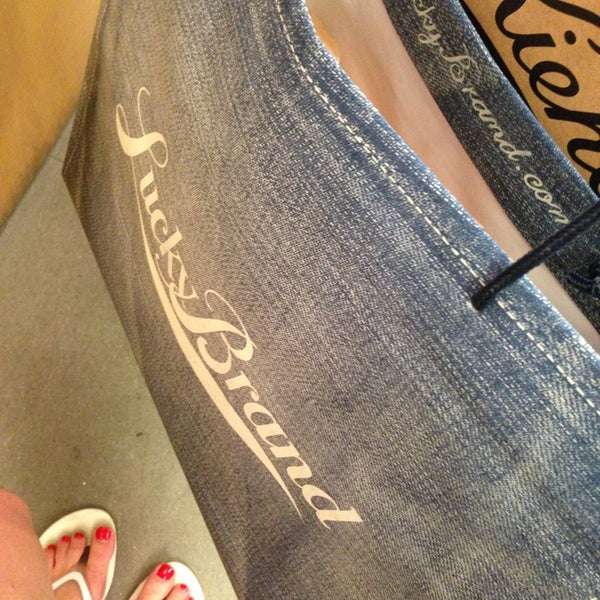 Lucky Brand - City Center - 928 Lincoln Rd