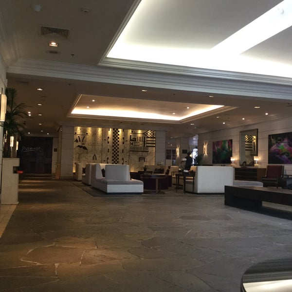 Photo prise au Hotel Real InterContinental San Salvador at Metrocentro Mall par Enrique F. le2/3/2018