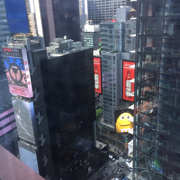 Photo taken at DoubleTree Suites by Hilton Hotel New York City - Times Square by Mattt M. on 5/26/2017