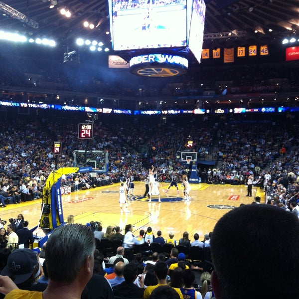 4/12/2013 tarihinde Scott W.ziyaretçi tarafından Oakland Arena'de çekilen fotoğraf