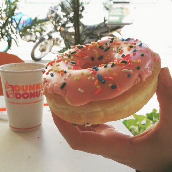 Photo taken at Dunkin&#39; Donuts by Andrei L. on 5/18/2015