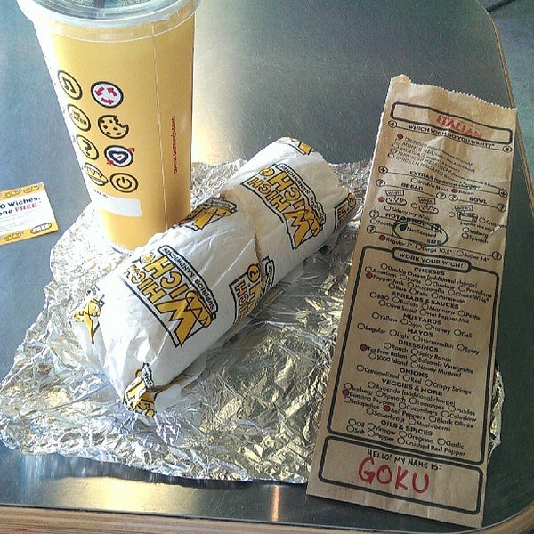 Which Wich? Superior Sandwiches Local de sándwiches en Denver West
