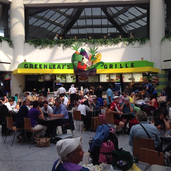 Terminal C Food Court Newark'da Havalimanı Yemeİçme Alanı