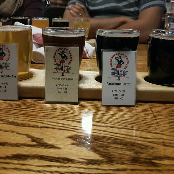 Photo taken at Barnstormer Brewing and Pizzeria by Matt B. on 1/13/2017