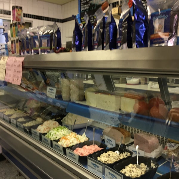 Bagels 4 U (Now Closed) Main Street