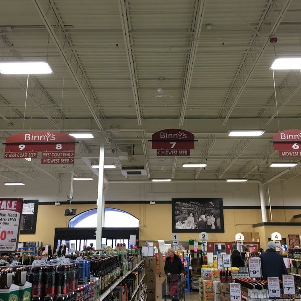 Binny's Beverage Depot Liquor Store in North Side