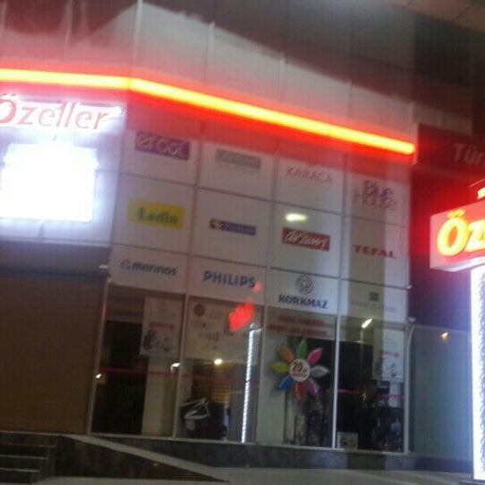 Ozeller Ev Moda Merkezi Mamak Carsi Ici Subesi Hali Magazalari Mamak Carsiici Cad No 45 Mamak Ankara Turkiye Yandex Haritalar