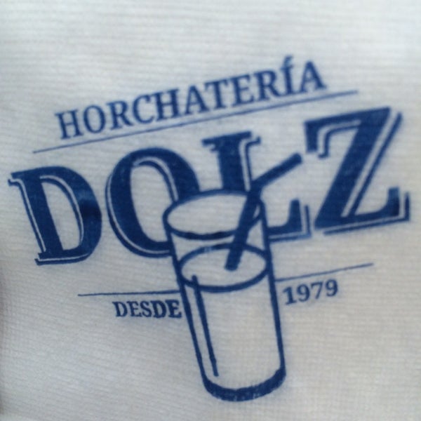 Photo taken at Horchatería Dolz by Ramón R. on 10/24/2014