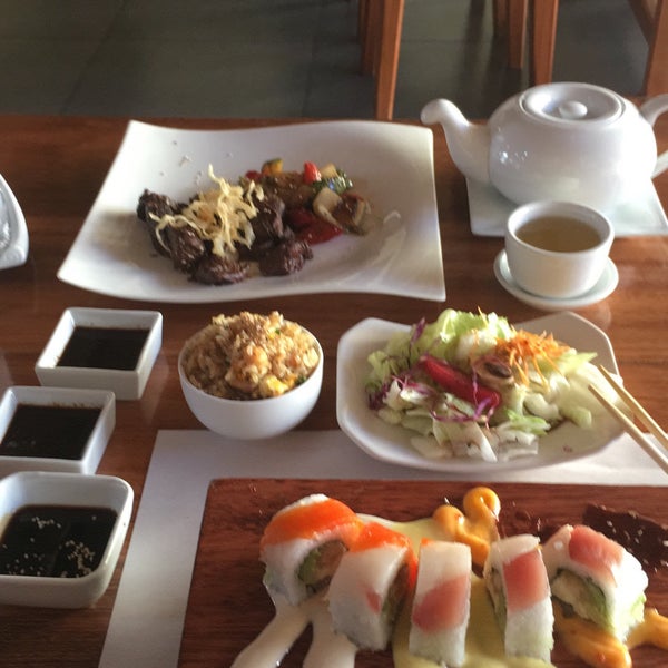 Okami Sushi & Bar Huancayo, Peru Veggy rolls Review