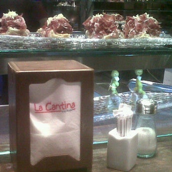11/5/2012 tarihinde Sarahy P.ziyaretçi tarafından La Cantina'de çekilen fotoğraf