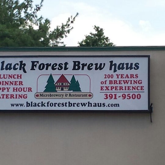 Photo taken at Black Forest Brew Haus by Joe P. on 8/17/2013