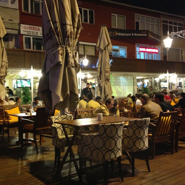 5/1/2013에 Ekrem Ç.님이 Cafe&#39;de Keyff에서 찍은 사진