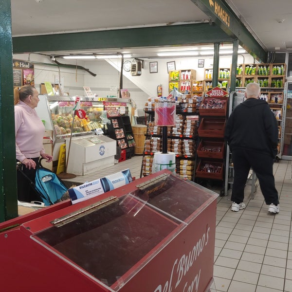 Verchio's Produce & Deli 13 tips