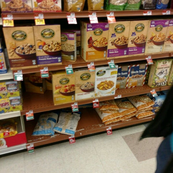 ACME Markets Supermarket in Runnemede