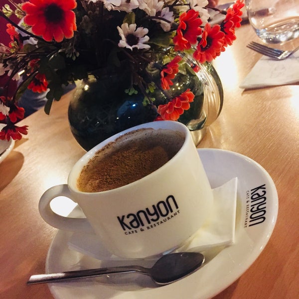 Foto tirada no(a) Kanyon Cafe &amp; Rest por 💎Gülcan T. em 11/28/2018