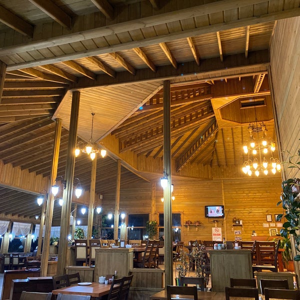 12/3/2021 tarihinde Koray B.ziyaretçi tarafından Yeşil Vadi Restaurant'de çekilen fotoğraf