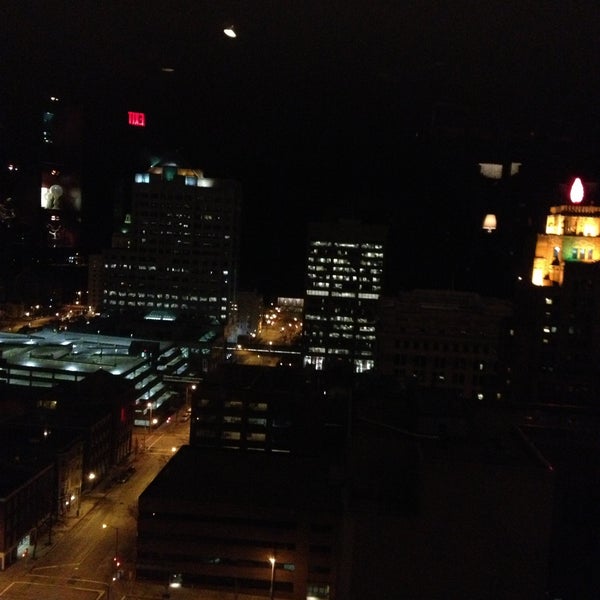 4/18/2013にNeoCloud MarketingがBlu Milwaukeeで撮った写真
