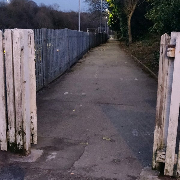 Hartford Railway Station (HTF) Hartford, Cheshire