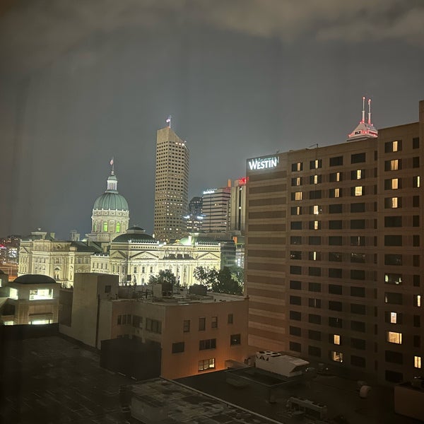 Photo taken at Indianapolis Marriott Downtown by Derrick H. on 8/22/2023