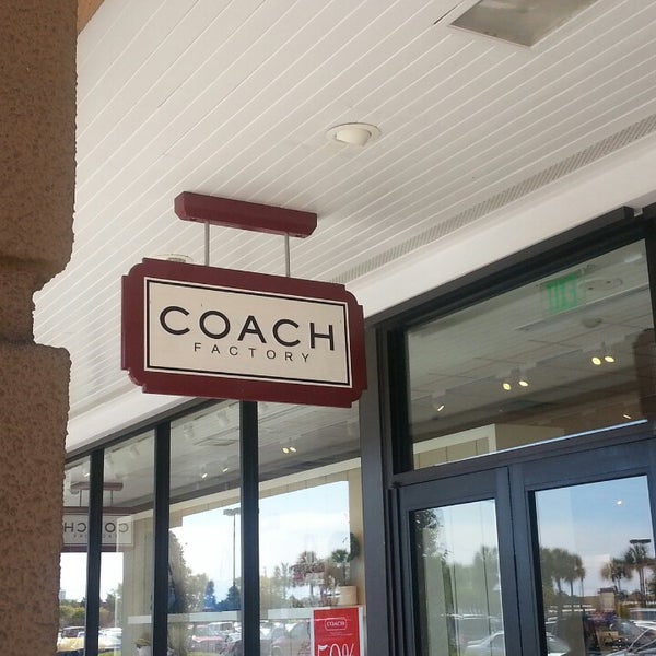 Coach outlet. Coach Outlet logo.
