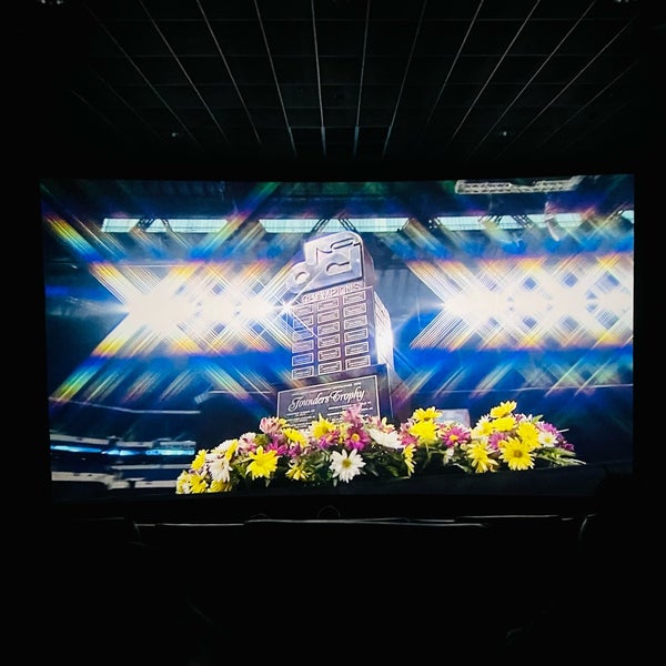 Regal Moorestown Mall & RPX 21 tips