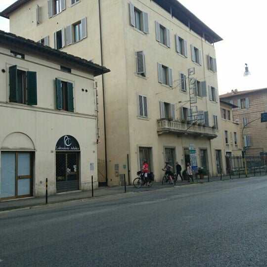 Foto diambil di Hotel Italia Siena oleh aomane .. pada 4/30/2016