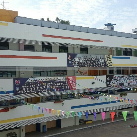 Woodlands Secondary School Woodlands 3 tavsiye