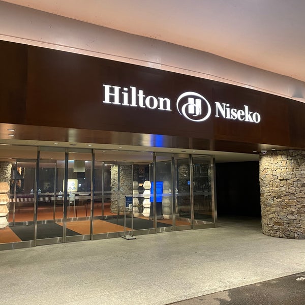 Foto diambil di Hilton Niseko Village oleh Tomoaki M. pada 2/23/2021