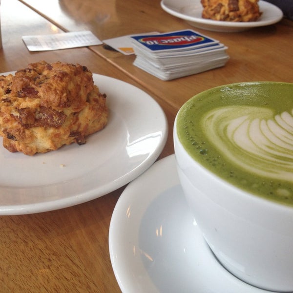 6/23/2013 tarihinde Brandie K.ziyaretçi tarafından Thatcher&#39;s Coffee'de çekilen fotoğraf