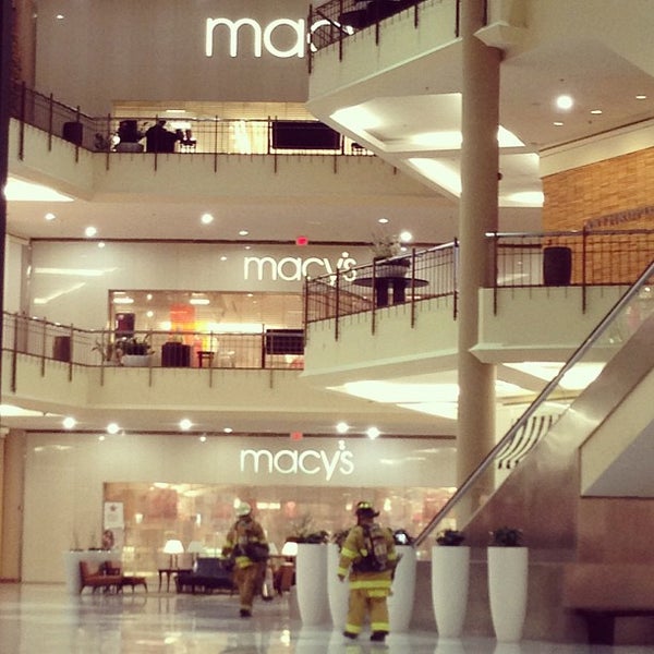 Macy S Mclean Va