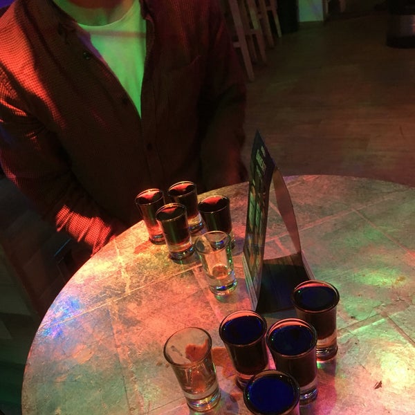 5/21/2016にNauris Z.がSpot Kafe - Shot and Cocktail Barで撮った写真