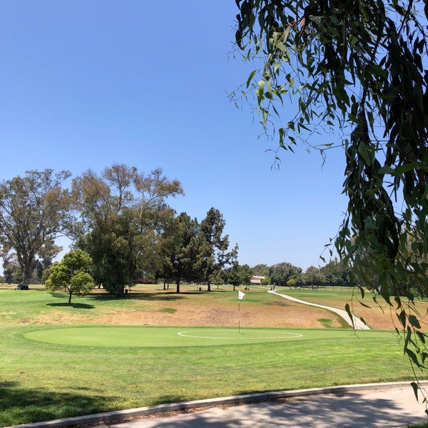 Foto diambil di Chester Washington Golf Course oleh Gina C. pada 6/25/2018